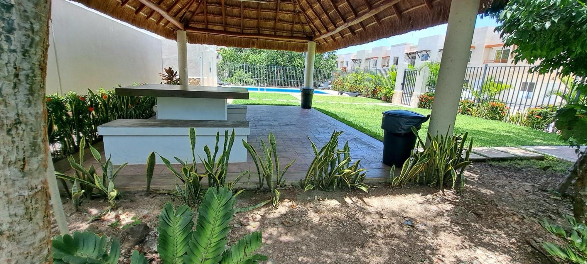 Casa Ruisu 2 Plantas Amueblada Alberca En Mayakoba Seguridad Bien Ubicada Jardines Senderos Comercios Сasa de vacaciones Playa del Carmen